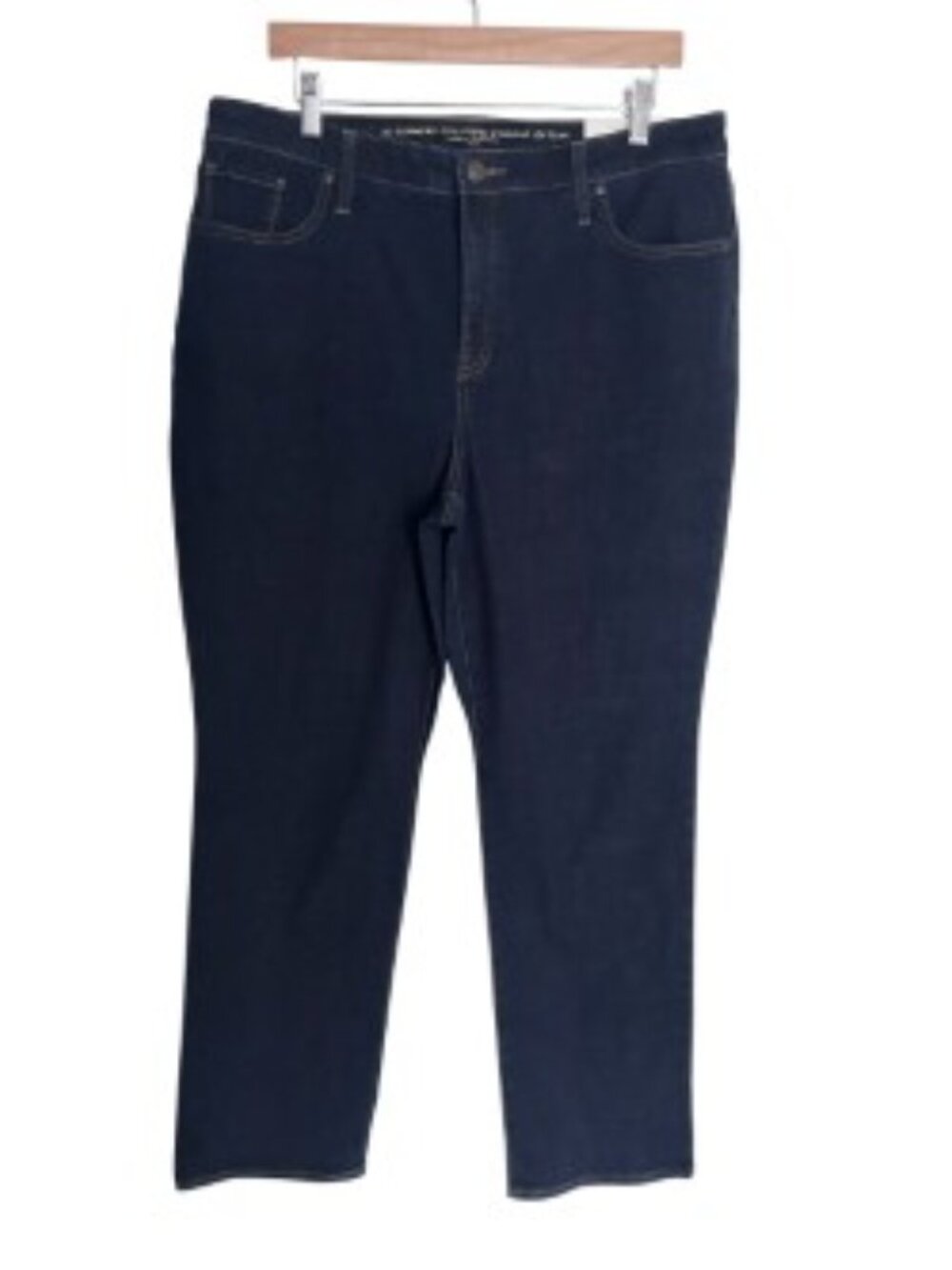 NWT Chico's So Slimming Girlfriend Straight Leg Jeans 14S